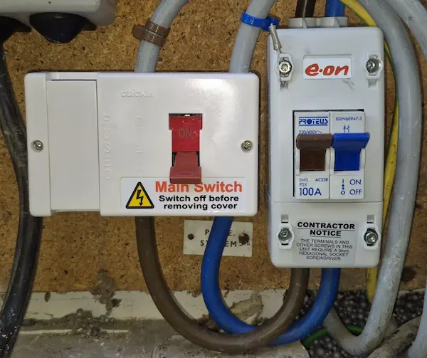 Switched fuse installation Bloxham New switched fuse installed to protect outgoing tails after repair in Bloxham