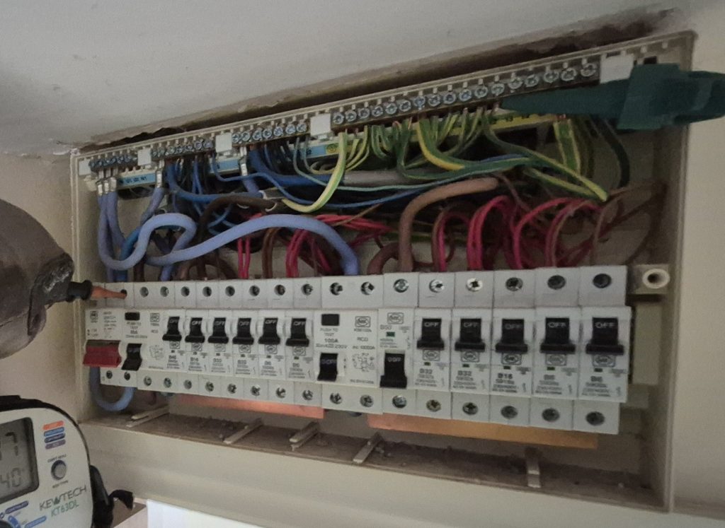 Electrical testing in a consumer unit during intermittent fault finding