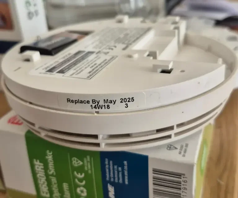 Smoke Alarm Expiry Date Check in Banbury Smoke alarm showing replacement expiry date label